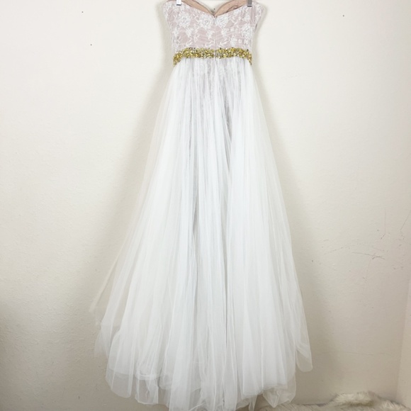 Sherri Hill White Lace Strapless Gown Size 4 - Picture 7 of 7